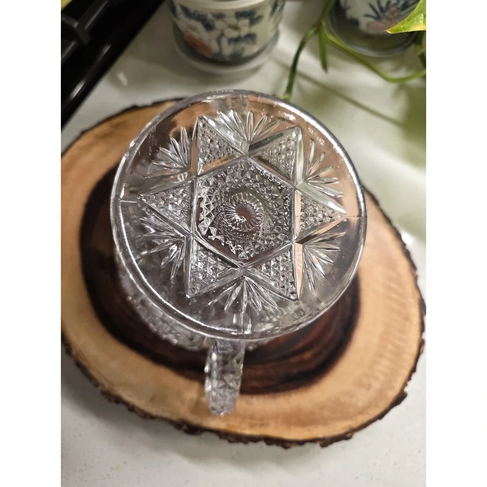 Vintage Pressed Glass‎ Pedestal Candy Dish Bowl Double Handle Cut Star Pattern